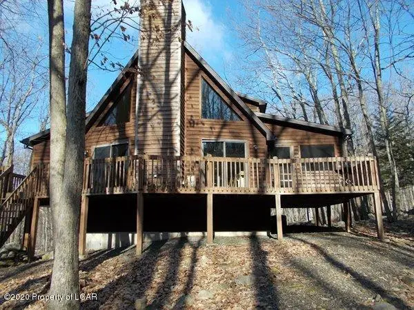 42 E Lake Valley Drive, Hazle Township in Hazle Township