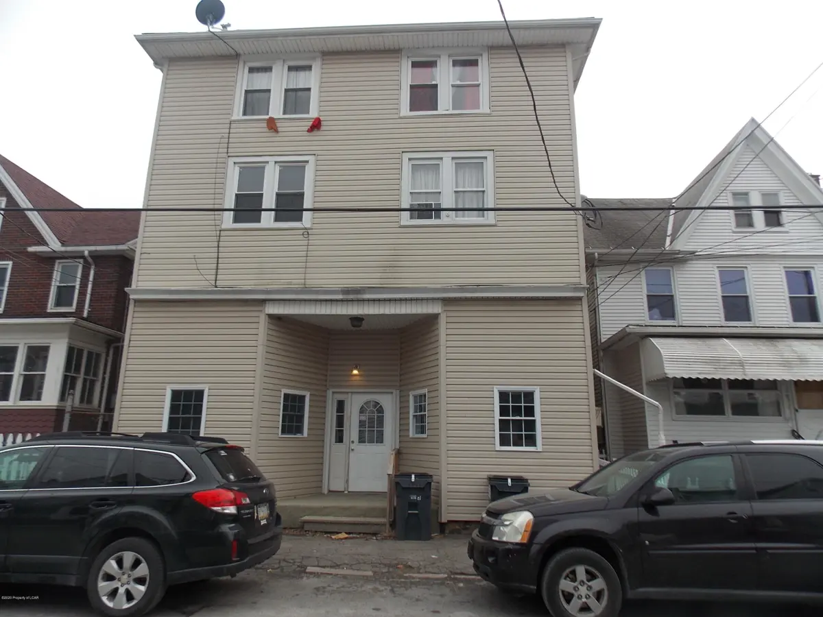 328 W Green Street, West Hazleton in West Hazleton
