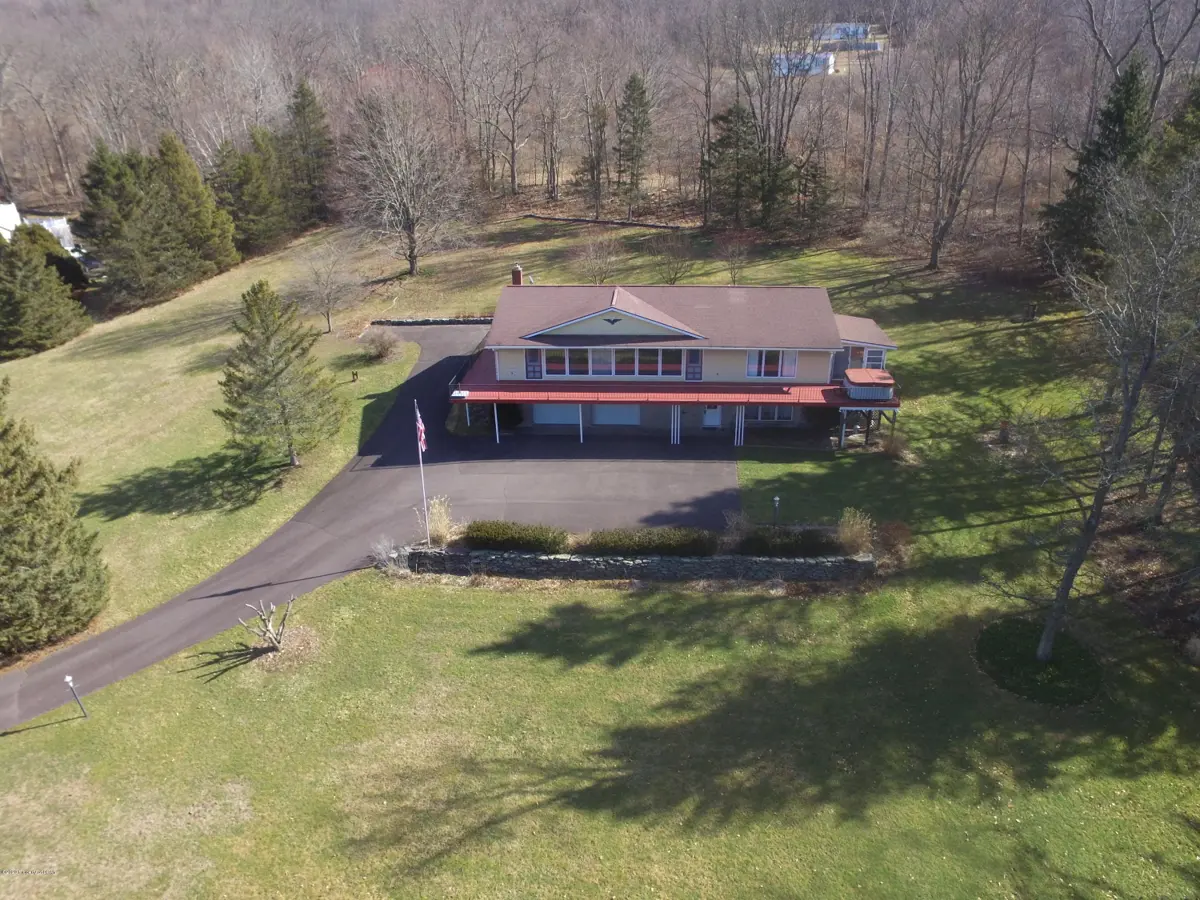 408 Shadowbrook Drive, Tunkhannock in Tunkhannock