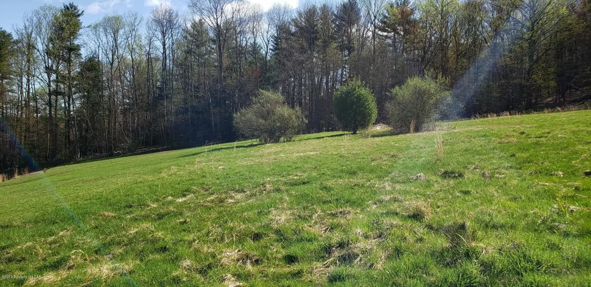 310 Cragle Hill Road, Shickshinny in Shickshinny