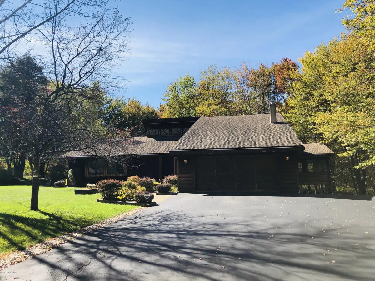 215 Pond Road, Clarks Summit in Clarks Summit