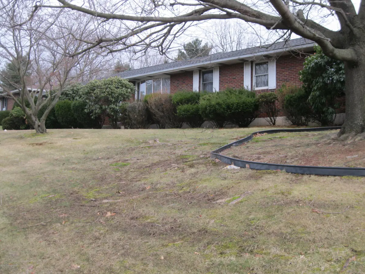38 Laflin Road, Wilkes-Barre in Wilkes-Barre