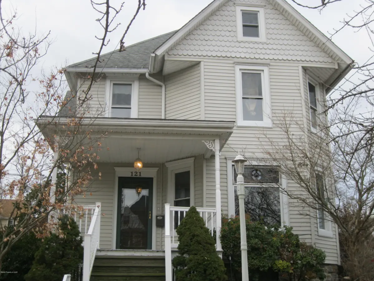 121 Delaware Avenue, West Pittston in West Pittston