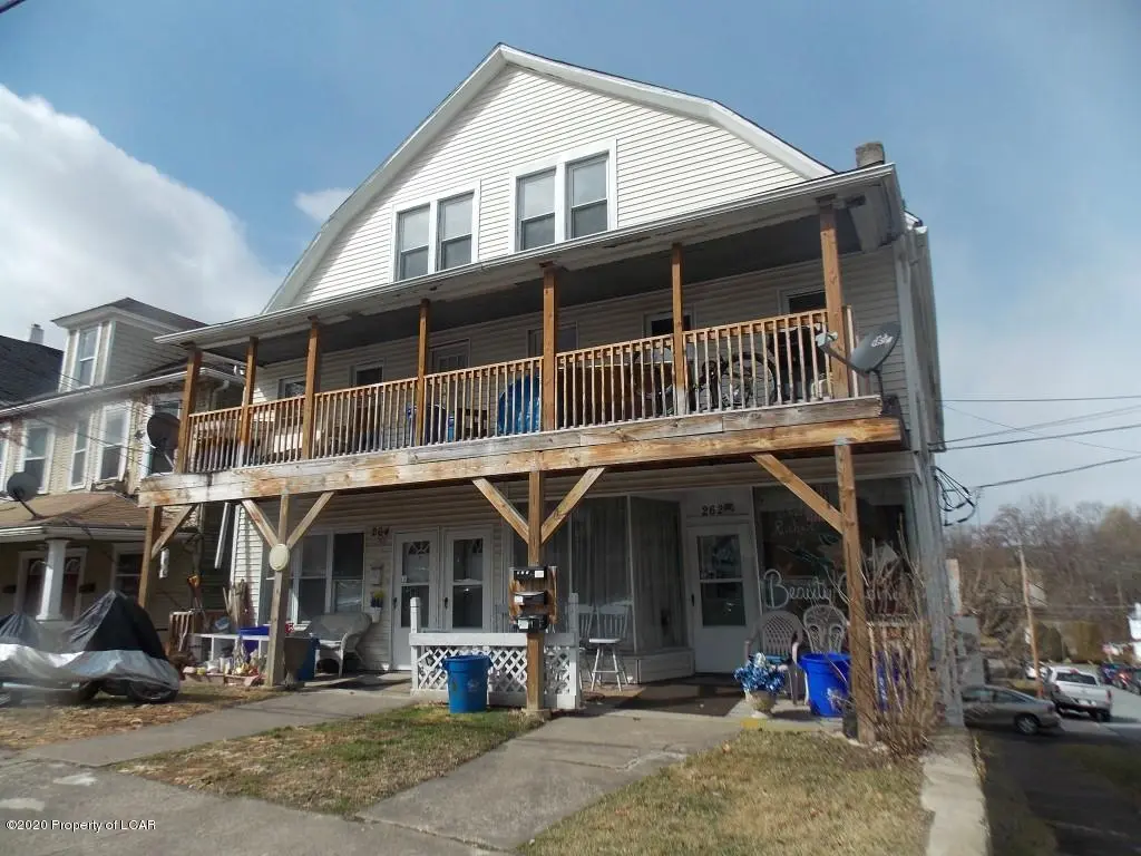 262 Lee Park Avenue, Hanover Township in Hanover Township