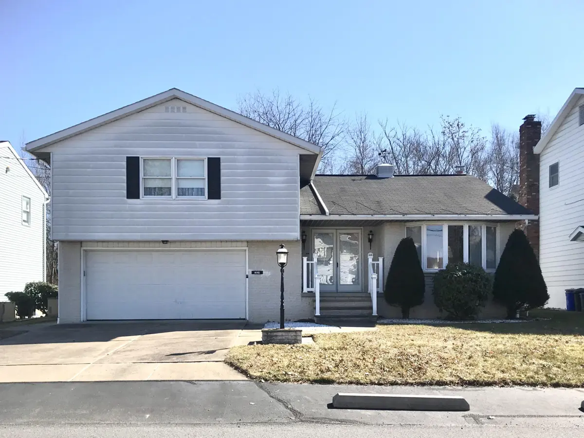 1034 Sively Street, Hanover Township in Hanover Township