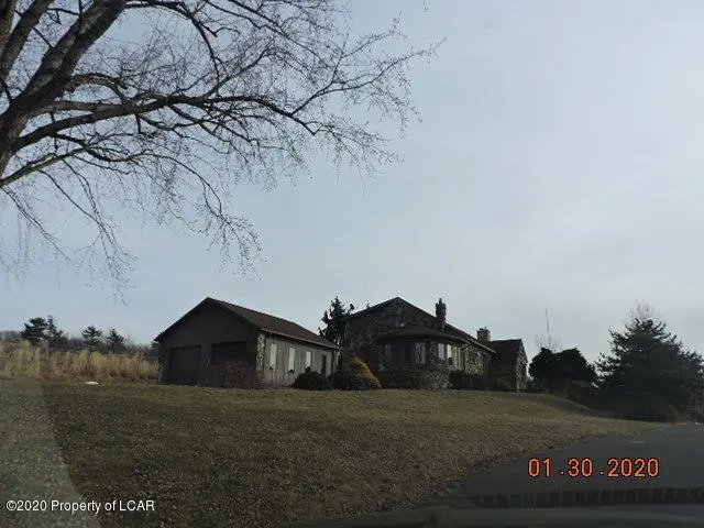 68 Park Ridge Drive, Shickshinny in Shickshinny