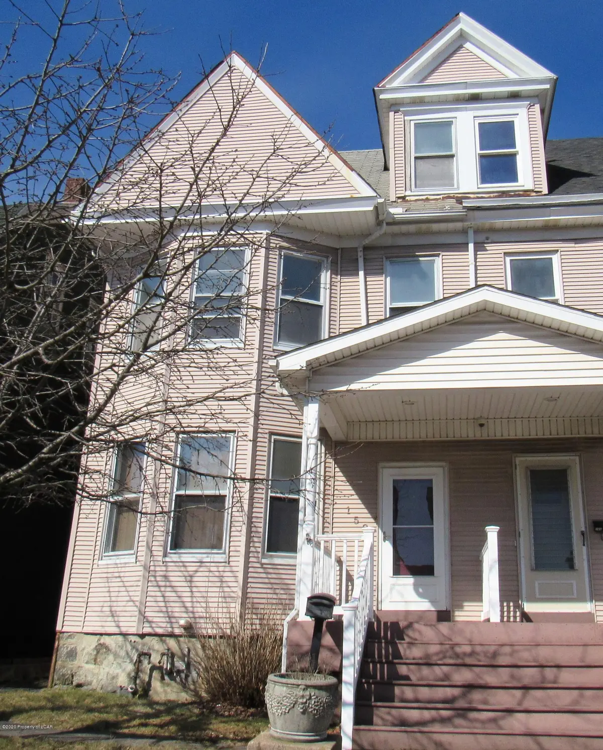 158 N Wyoming Street, Hazleton in Hazleton