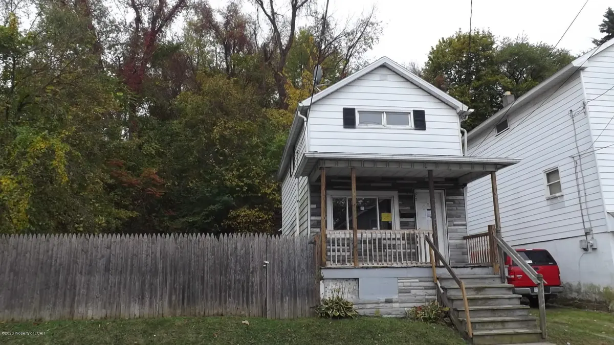 27 Darling Street, Wilkes-Barre in Wilkes-Barre