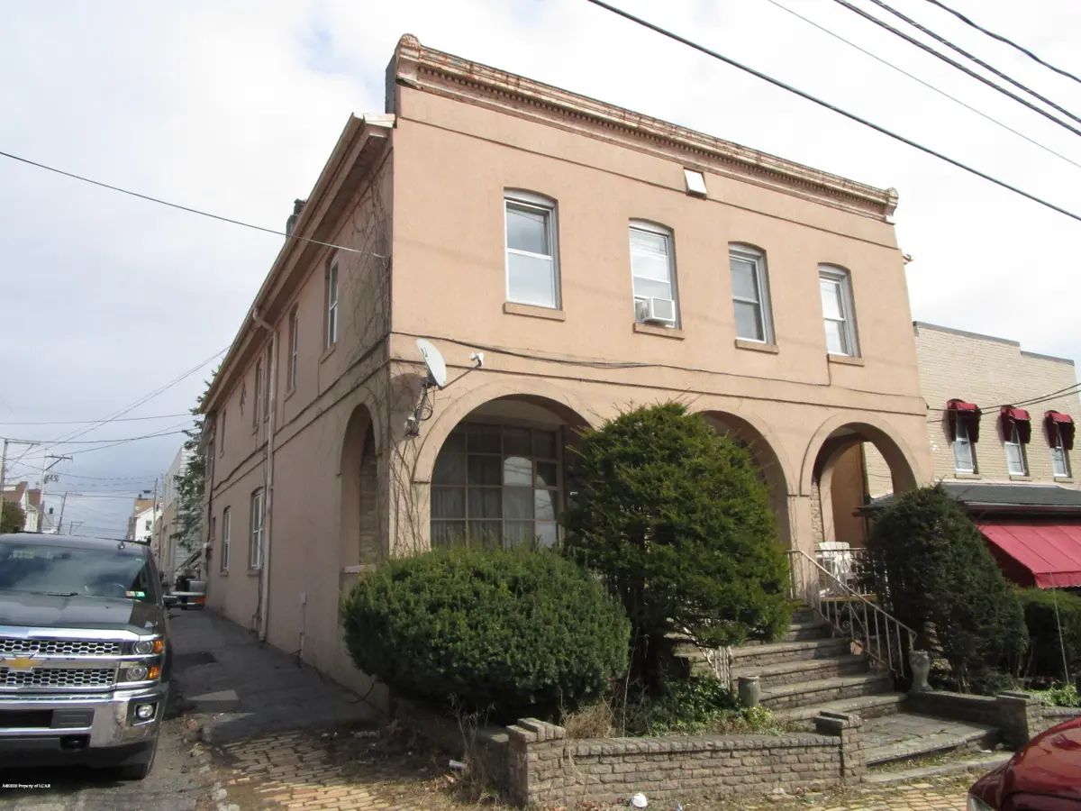 639 Carson Street, Hazleton in Hazleton