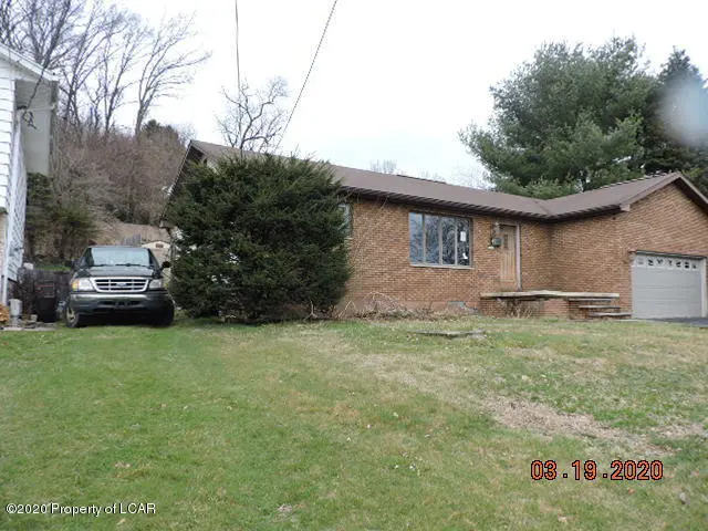821 Beverly Drive, Plymouth in Plymouth