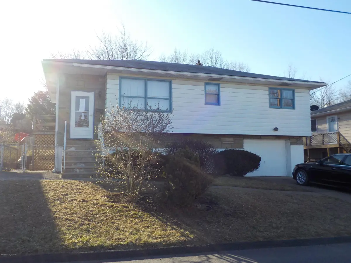 117 Garwood Drive, Scranton in Scranton