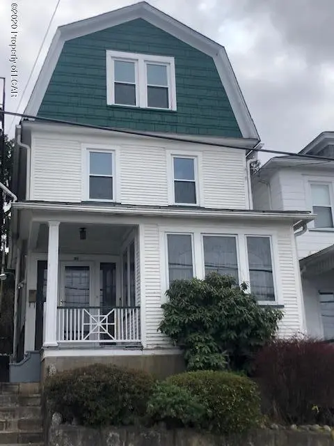 84 W Division Street, Hanover Township in Hanover Township