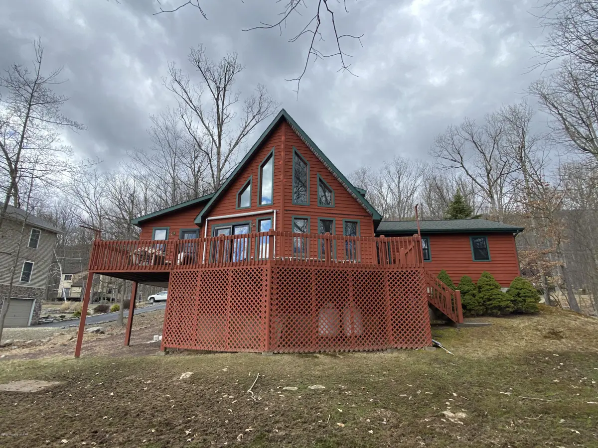 254 Lake Valley Drive, Hazleton in Hazleton