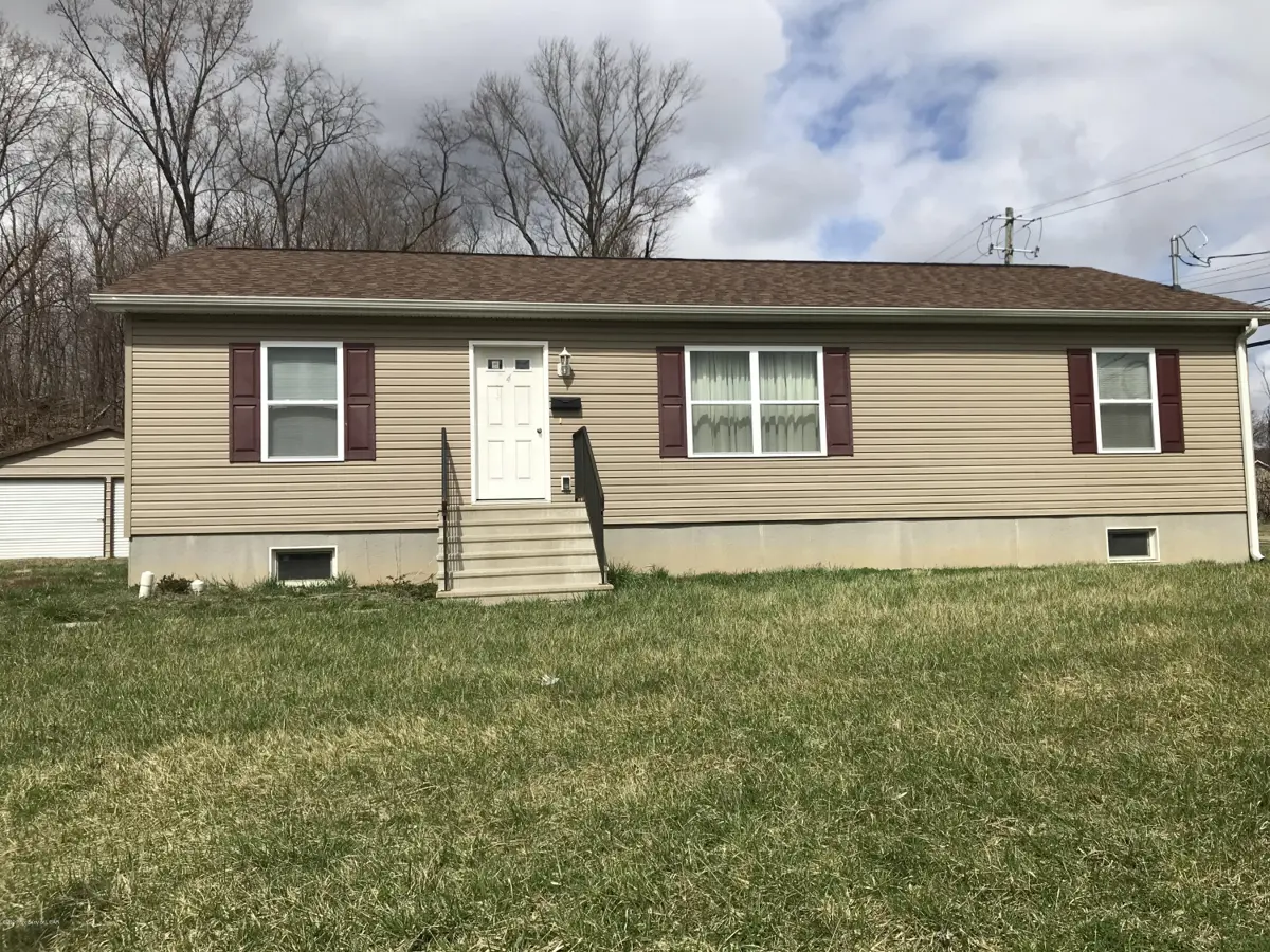 4 W Broadway Street, Larksville in Larksville