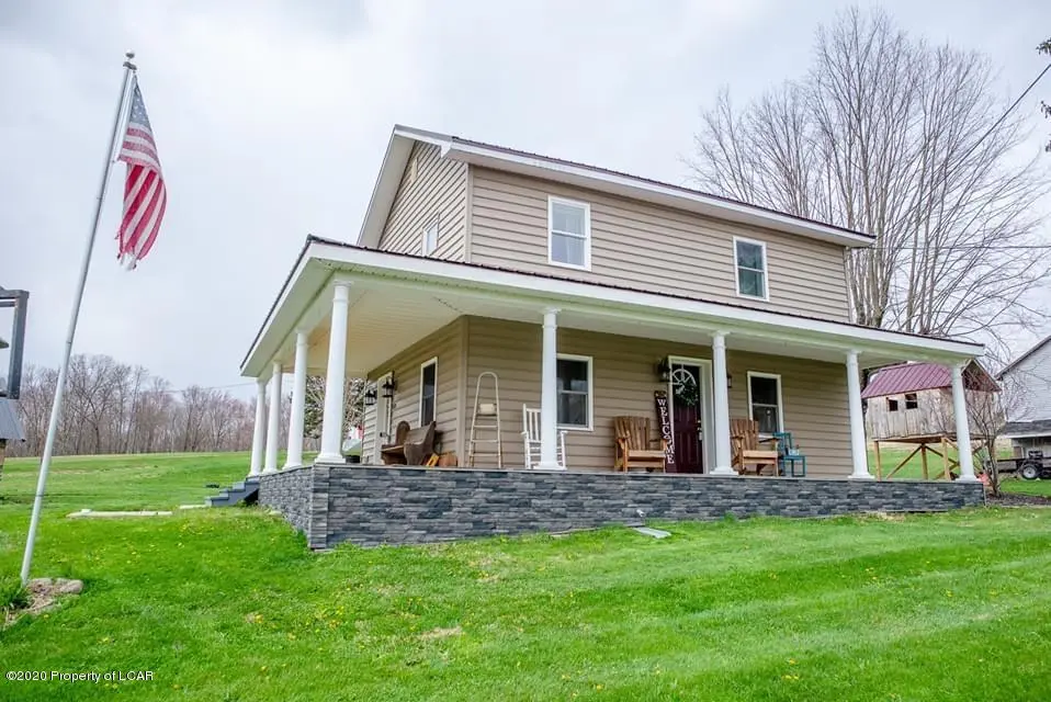 471 McKendree Road, Shickshinny in Shickshinny