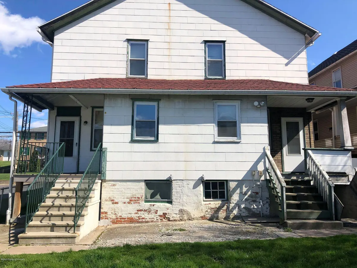 429 MAIN Road, Hanover Township in Hanover Township