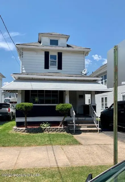 207 Lynwood Avenue, Hanover Township in Hanover Township