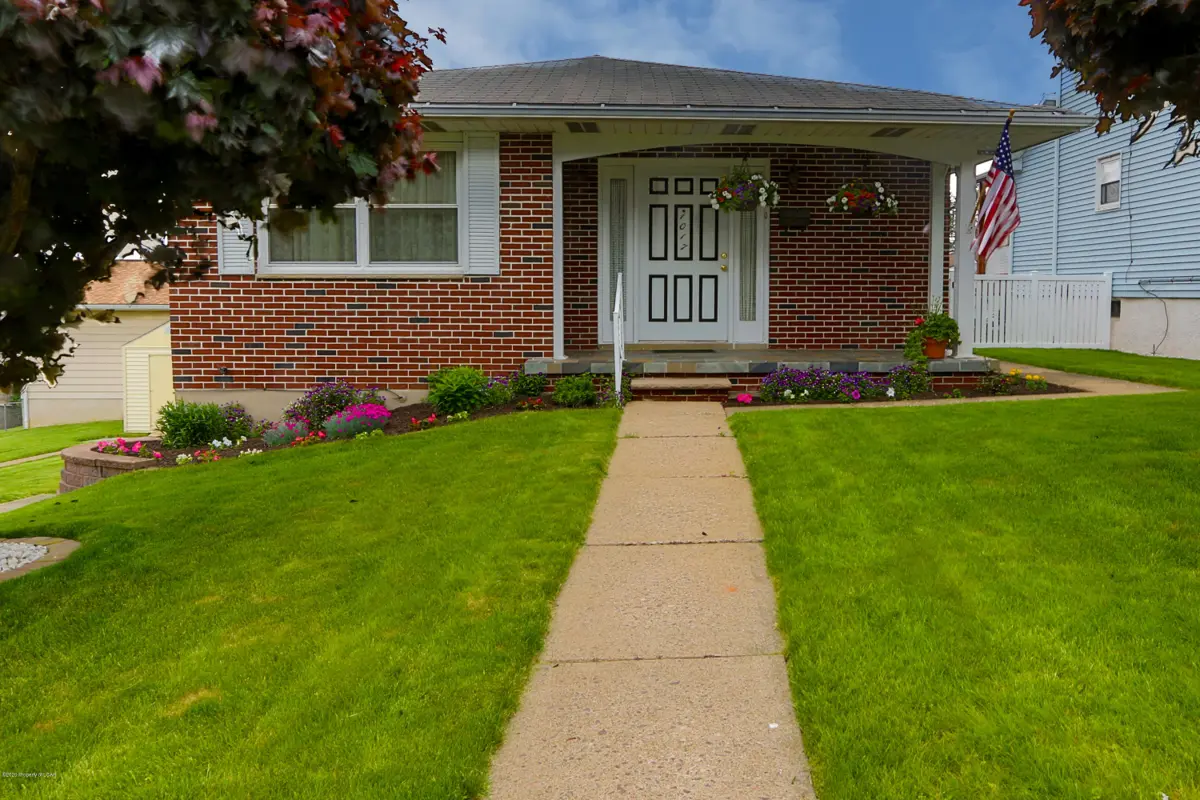 1017 S Hanover Street, Nanticoke in Nanticoke
