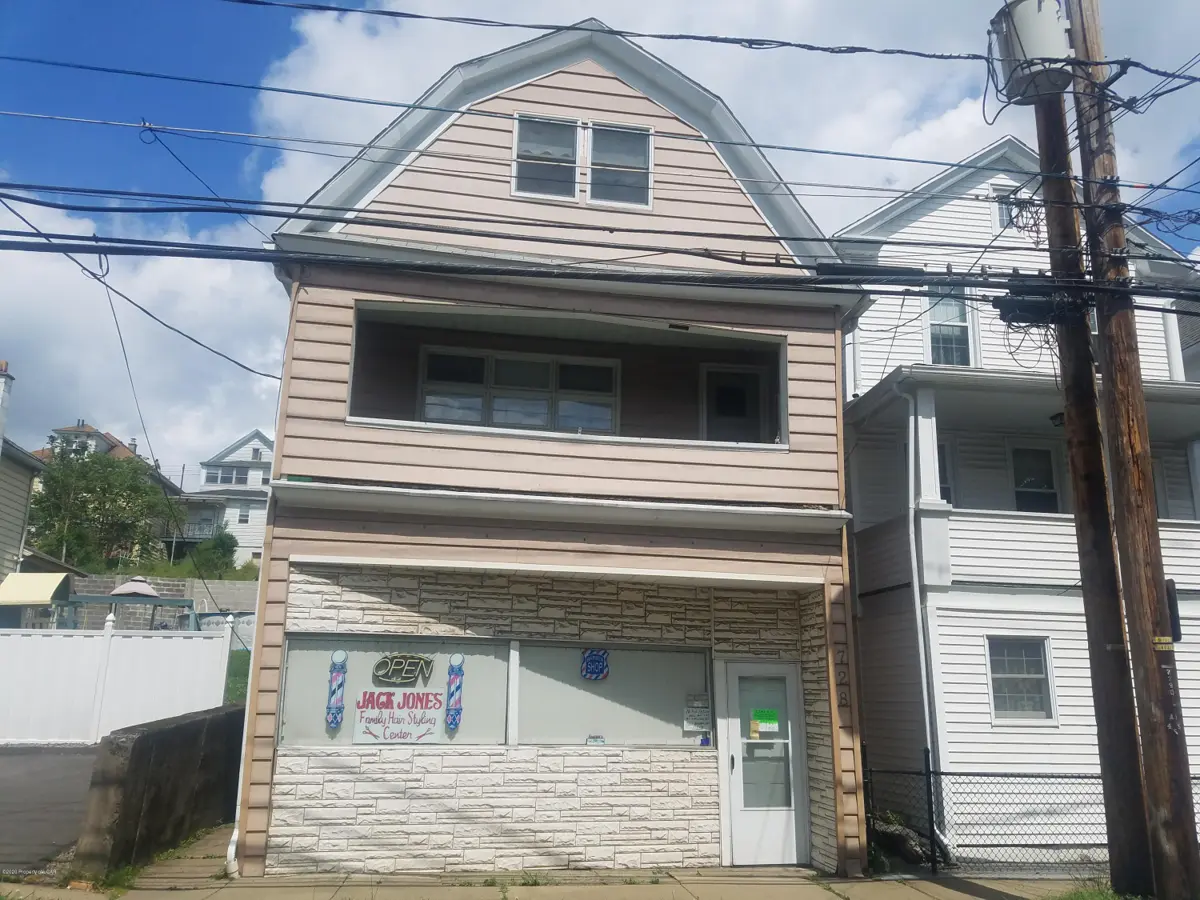728 N Washington Street, Wilkes-Barre in Wilkes-Barre