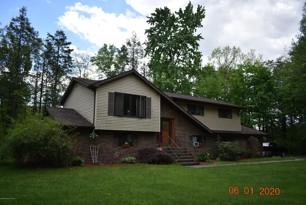 3 Stoneyside Drive, Laurel Run in Laurel Run
