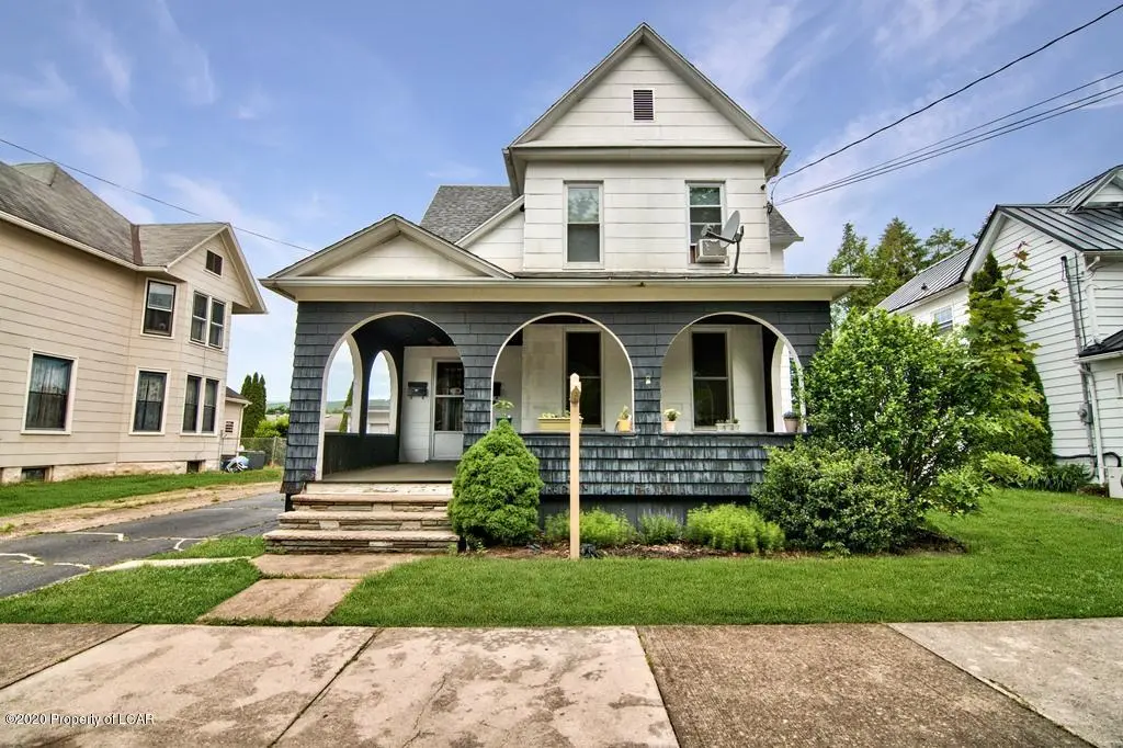 481 Monument Avenue, Wyoming in Wyoming