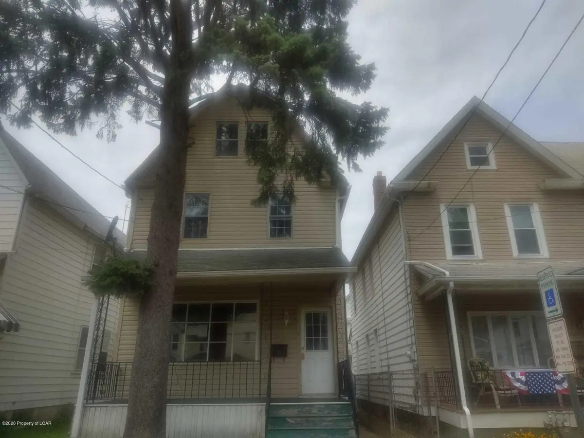 887 S Franklin Street, Wilkes-Barre in Wilkes-Barre