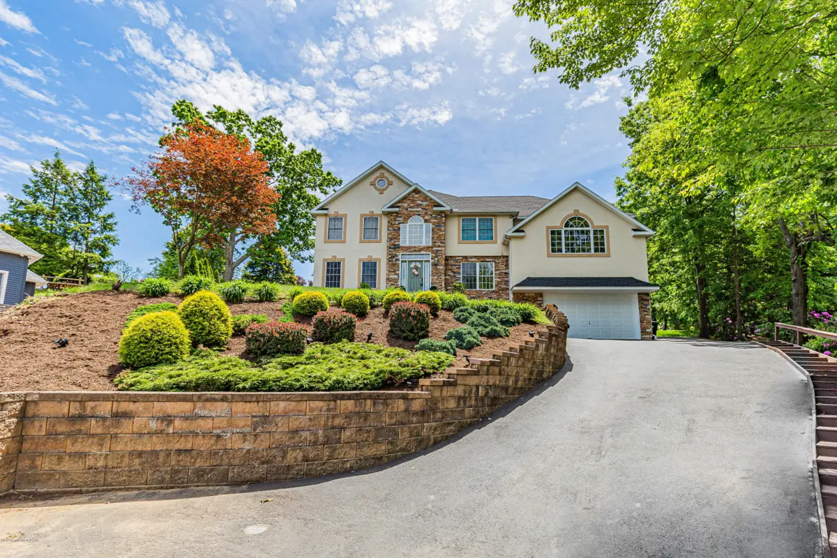 17 Fairfield Drive, Laflin in Laflin