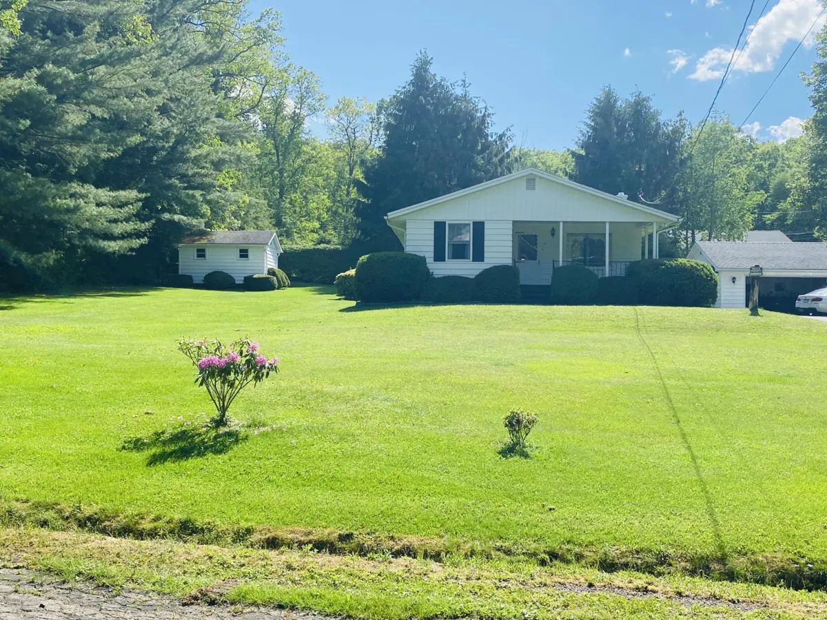 48 Lakewood Drive, Lake Silkworth in Lake Silkworth