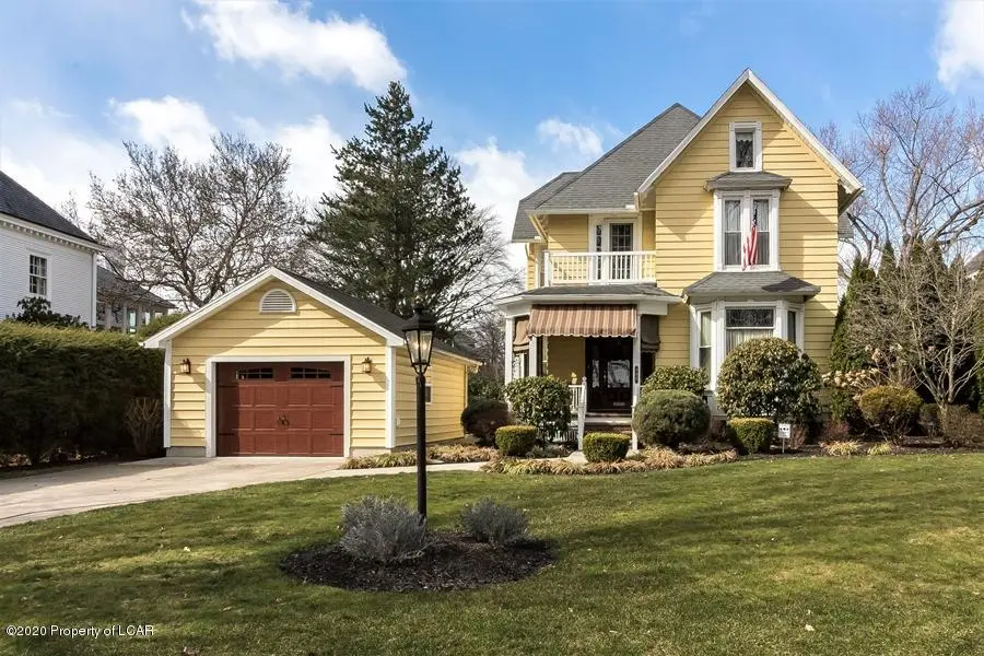 702 Susquehanna Avenue, West Pittston in West Pittston
