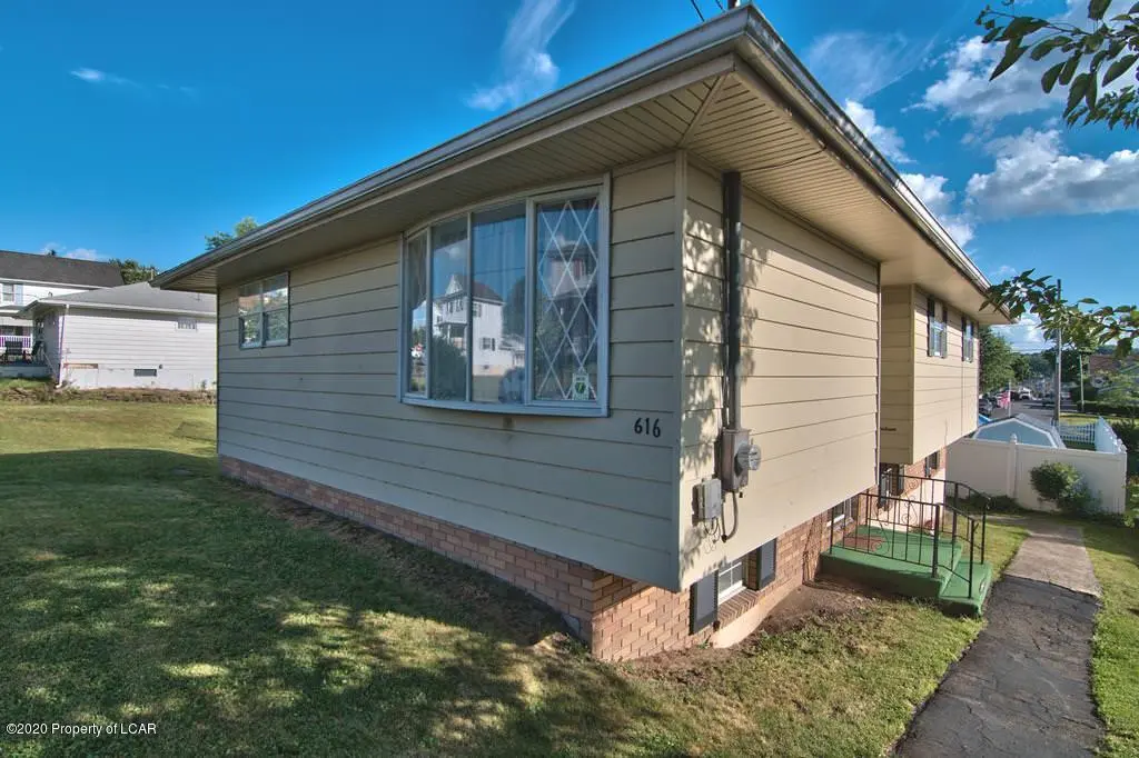 616 Hooven Street, Duryea in Duryea
