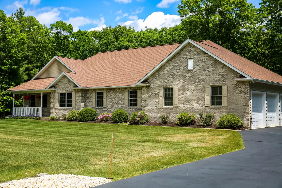 1029 Scenic Drive, Clarks Summit in Clarks Summit