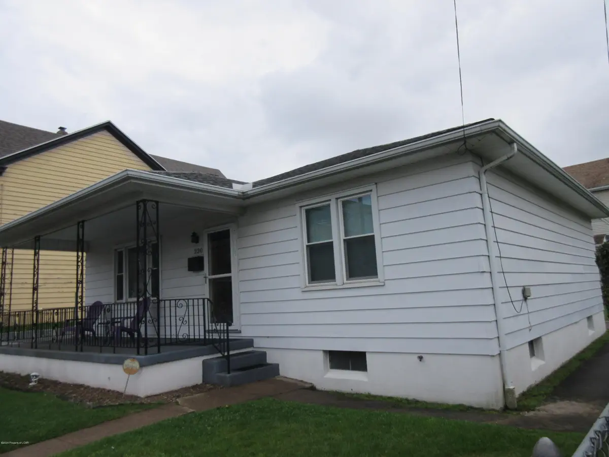 230 W GREEN Street, West Hazleton in West Hazleton