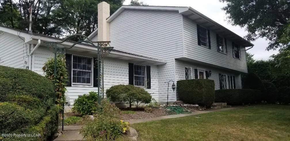 202 Sprucewood Drive, Laflin in Laflin