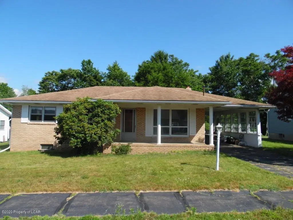 110 Parkcrest Drive, Duryea in Duryea