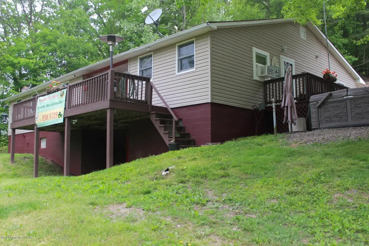 1021 Waterton Road, Shickshinny in Shickshinny