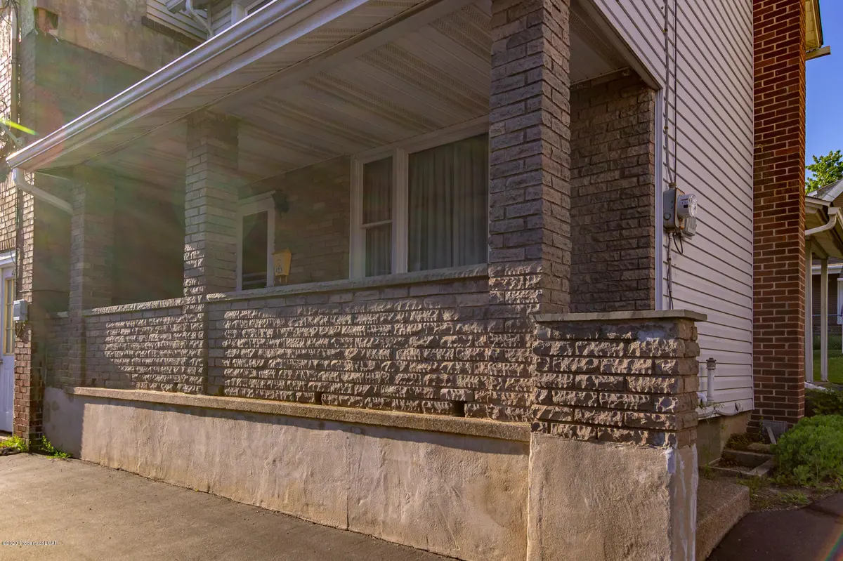 423 W Maple Street, Hazleton in Hazleton