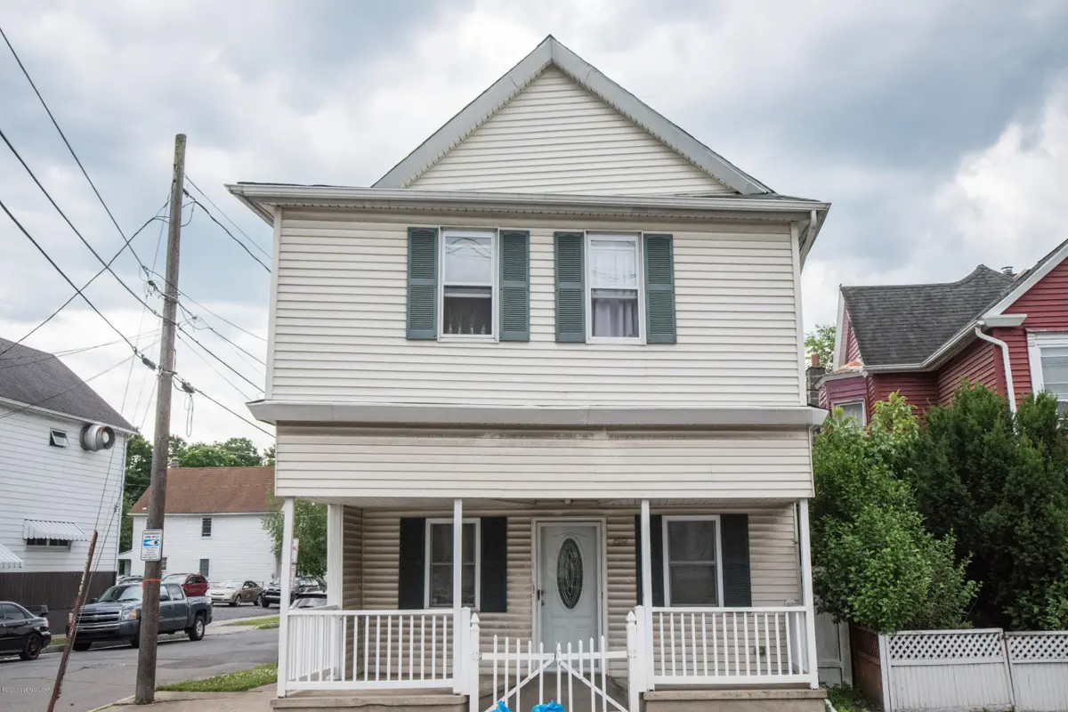 69 E Main Street, Wilkes-Barre in Wilkes-Barre