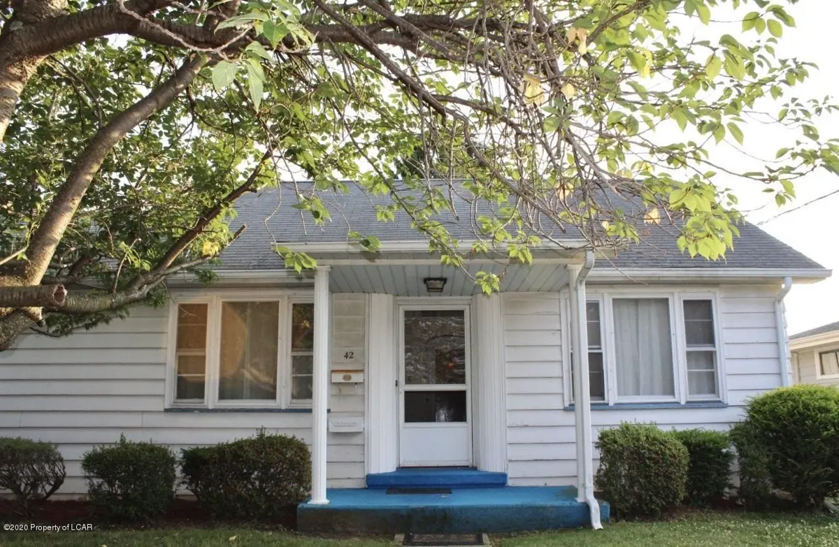 42 Stites Street, West Wyoming in West Wyoming