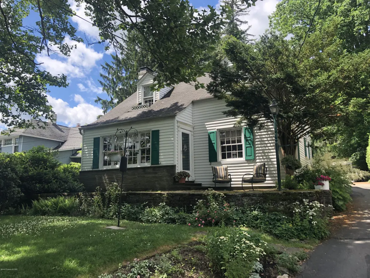 56 N Pioneer Avenue, Shavertown in Shavertown