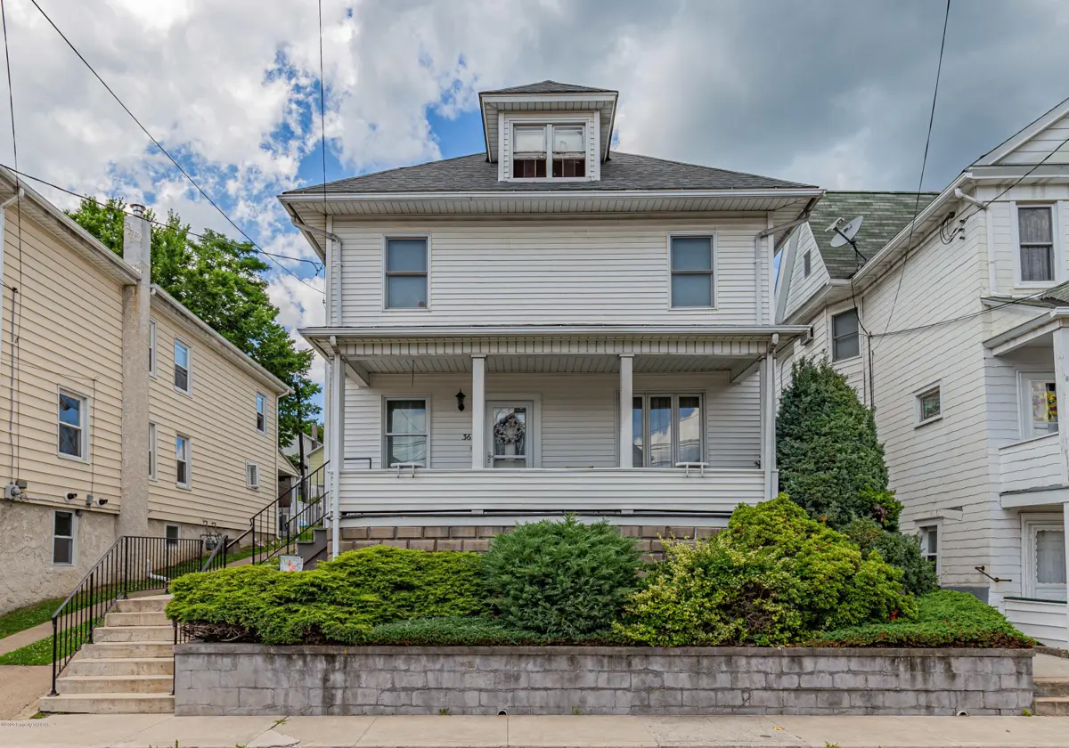36 E Grove Street, Edwardsville in Edwardsville