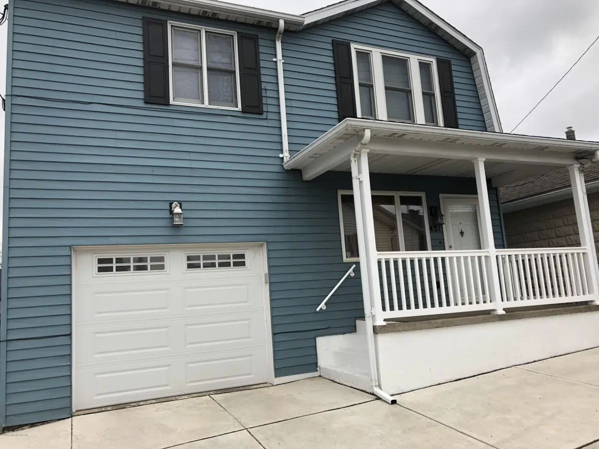 421 E Muir Avenue, Hazleton in Hazleton