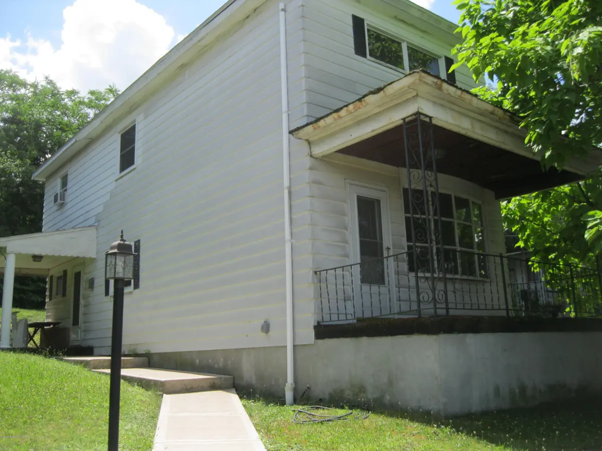 64 Poole Street, Pittston in Pittston