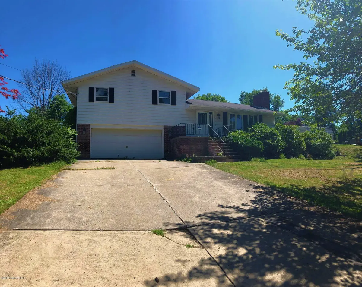 84 Gates Road, Shavertown in Shavertown