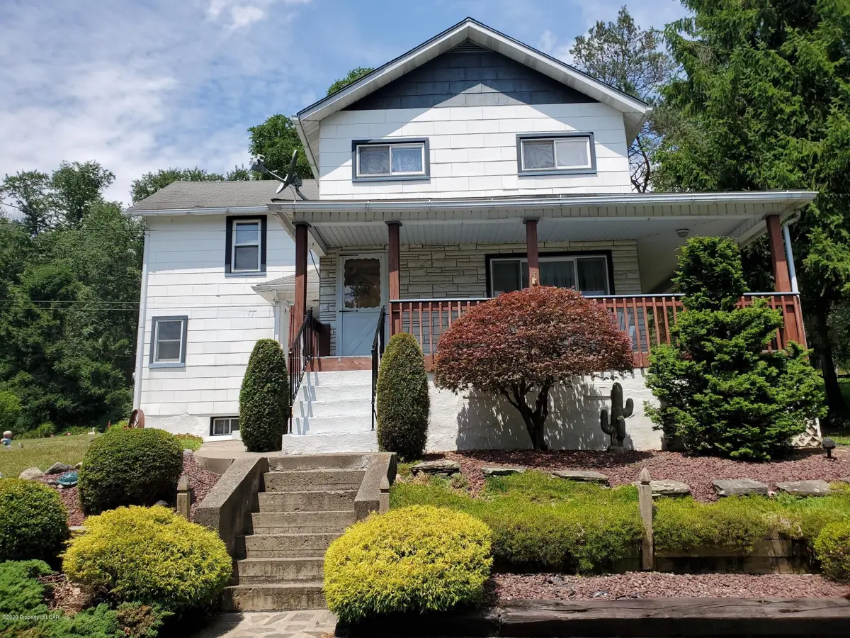 687 Dennis Lane, Plymouth in Plymouth