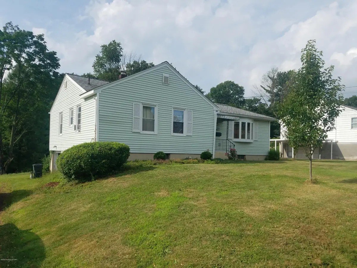 755 North Street, Weatherly in Weatherly
