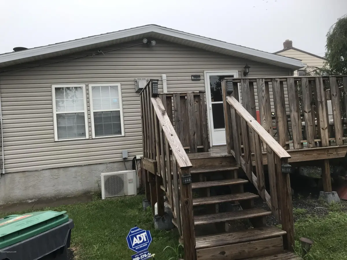 132 E Green Street, West Hazleton in West Hazleton