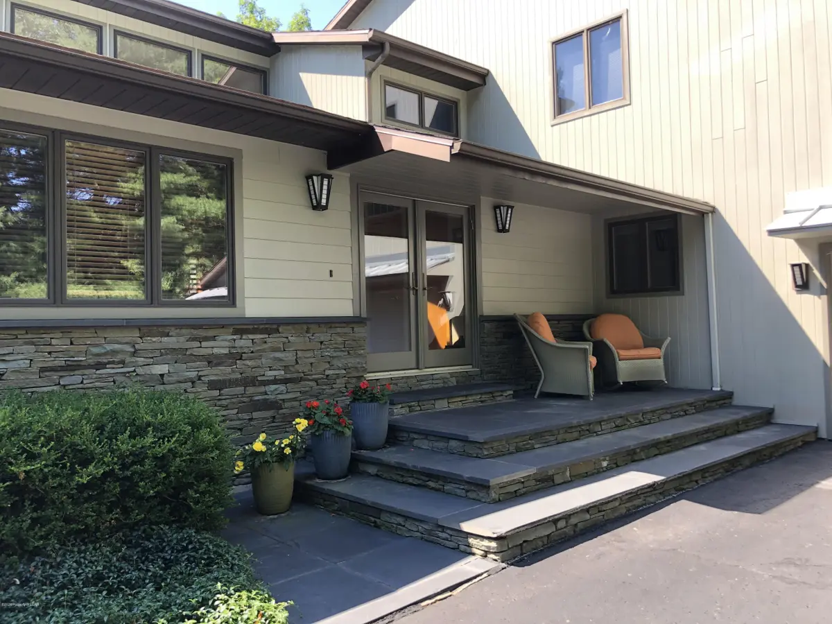 1045 Lantern Hill Road, Shavertown in Shavertown