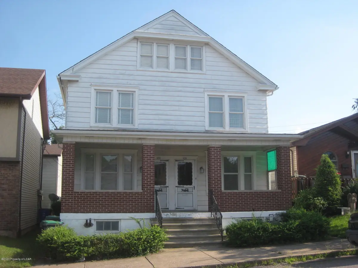 424-426 Muir Avenue, Hazleton in Hazleton