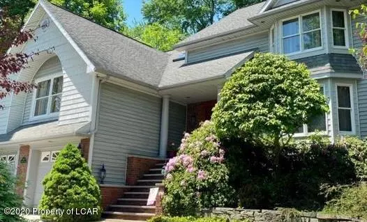 104 Nikelle Lane, Clarks Summit in Clarks Summit
