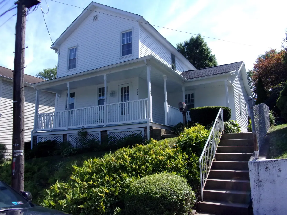 239 Reynolds Street, Plymouth in Plymouth
